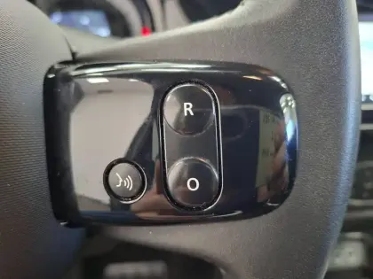 Photo 34 Renault Twingo  III E-Tech