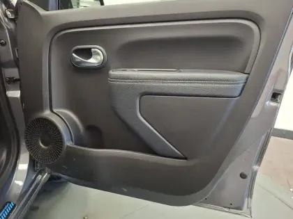 Photo 22 Renault Twingo  III E-Tech