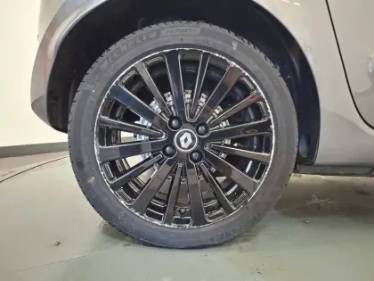 Photo 17 Renault Twingo  III E-Tech