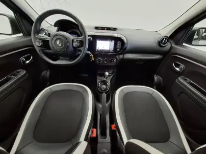 Photo 25 Renault Twingo  III E-Tech