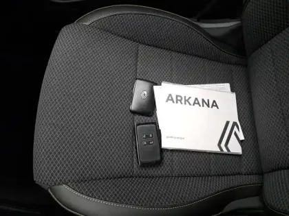 Photo 82 Renault Arkana  E-Tech full hybrid 145 GSR2
