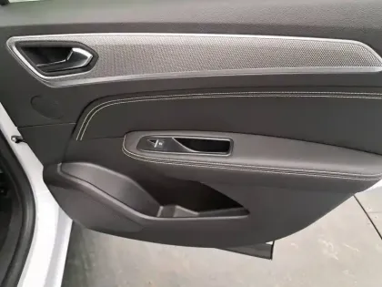 Photo 22 Renault Arkana Gén. I (LJL) Ph2 Techno 5