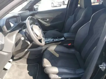 Photo 8 Peugeot 208  Electrique 50 kWh 136ch