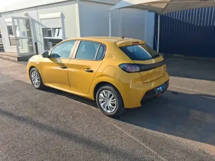 Photo 6 Peugeot 208  PureTech 75 S&S BVM5