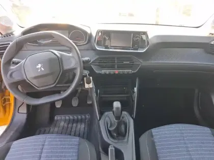 Photo 10 Peugeot 208  PureTech 75 S&S BVM5