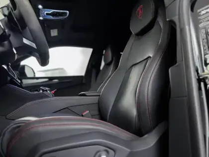 Photo 13 Lamborghini Urus  4.0 V8 800ch BVA8