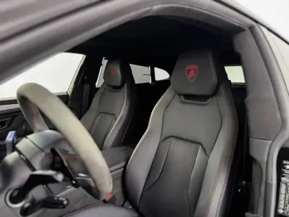 Photo 11 Lamborghini Urus  4.0 V8 800ch BVA8