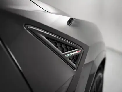 Photo 7 Lamborghini Urus  4.0 V8 800ch BVA8