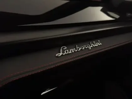 Photo 20 Lamborghini Urus  4.0 V8 800ch BVA8