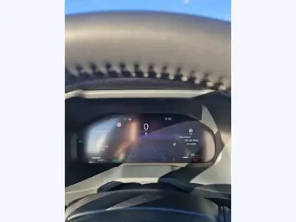 Photo 12 Toyota Rav4 Hybride AWD 222ch Lounge PACK