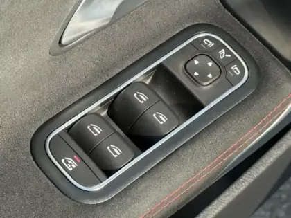 Photo 26 Mercedes CLA Coupé 200 d AMG Line