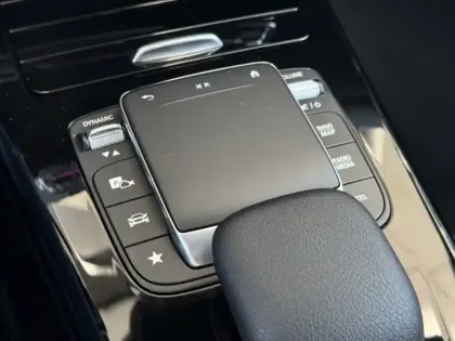 Photo 28 Mercedes CLA Coupé 200 d AMG Line