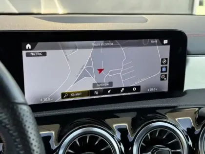 Photo 15 Mercedes CLA Coupé 200 d AMG Line