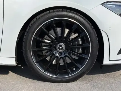 Photo 10 Mercedes CLA Coupé 200 d AMG Line