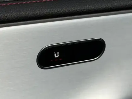 Photo 18 Mercedes CLA Coupé 200 d AMG Line