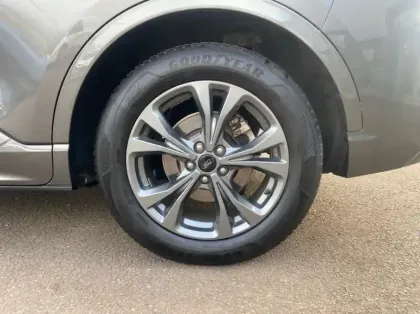 Photo 13 Ford Kuga 2.5 Duratec 190ch FHEV E85 ST-Line BVA