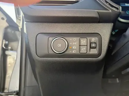 Photo 19 Ford Kuga 2.5 Duratec 180ch Hybrid FlexiFuel ST-Line Powershift