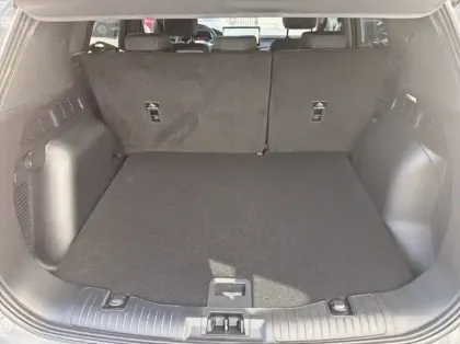 Photo 10 Ford Kuga 2.5 Duratec 180ch Hybrid FlexiFuel ST-Line Powershift