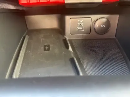 Photo 17 Ford Kuga 2.5 Duratec 180ch Hybrid FlexiFuel ST-Line Powershift