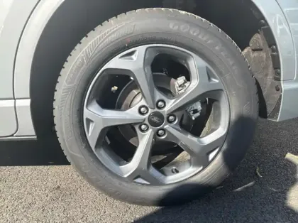 Photo 29 Ford Kuga 2.5 Duratec 180ch Hybrid FlexiFuel ST-Line Powershift