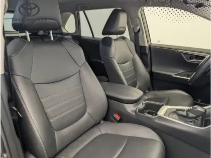 Photo 11 Toyota Rav4 Hybride 2WD 218ch Lounge