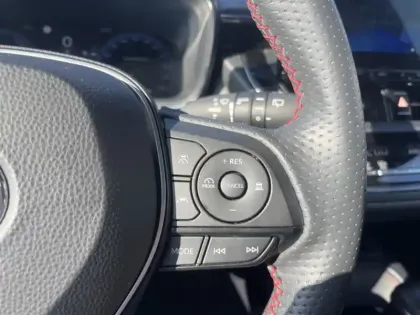 Photo 16 Toyota Corolla Hybride 196h GR Sport