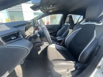 Photo 11 Toyota Corolla Hybride 196h GR Sport