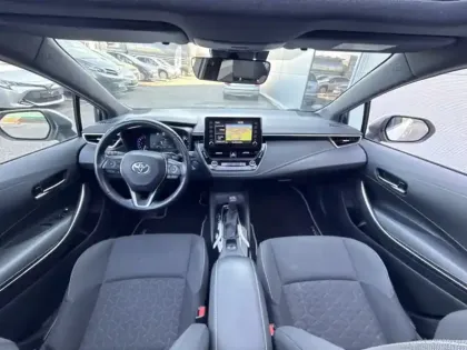 Photo 10 Toyota Corolla Hybride 122h Design