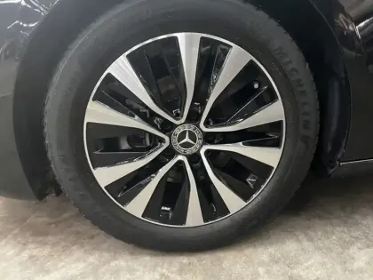 Photo 8 Mercedes Classe B Gén. III (W247) Ph1 Business Line Editio 5