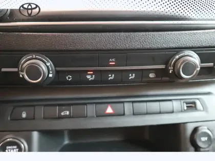 Photo 25 Toyota Proace 2.0 D MEDIUM 140 D-4D BUSINESS BVA8