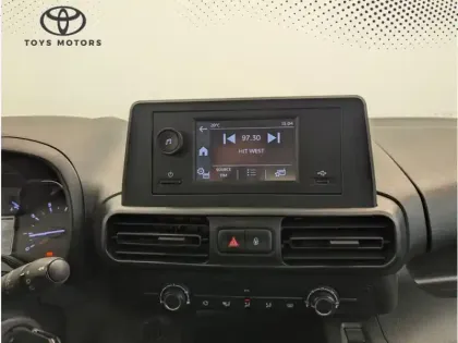 Photo 17 Toyota Proace 1.5 LONG 130 D-4D DYNAMIC 7 places