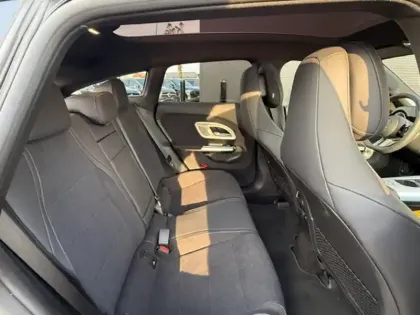 Photo 12 Mercedes CLA 250+ avec technologie EQ AMG Li