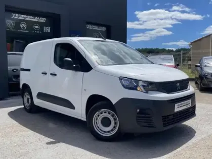 Photo 32 Peugeot Partner III BHDI 100 S&S STANDARD 650KG PREMIUM
