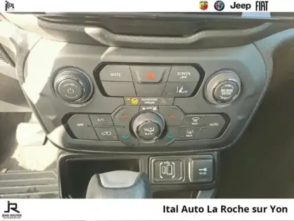 Photo 13 Jeep Renegade  1.5 Turbo T4 130ch MHEV Altitude BVR7