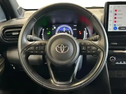 Photo 14 Toyota Yaris Gén. I Ph1 NG Design 5