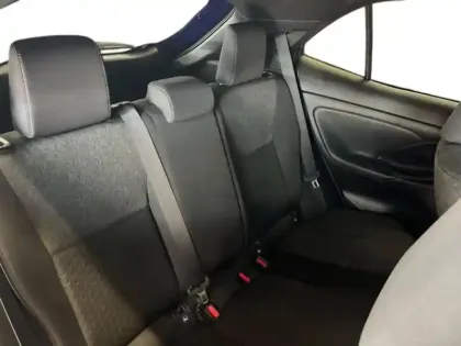 Photo 8 Toyota Yaris Gén. I Ph1 NG Design 5