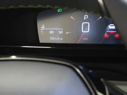 Photo 8 Peugeot 308  1.2 Hybrid 145ch GT e-DCS6