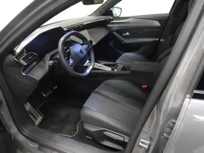 Photo 10 Peugeot 308  1.2 Hybrid 145ch GT e-DCS6