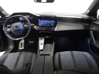 Photo 9 Peugeot 308  1.2 Hybrid 145ch GT e-DCS6