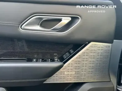 Photo 12 Land rover Range Rover  Velar 2.0D 240ch SE AWD BVA