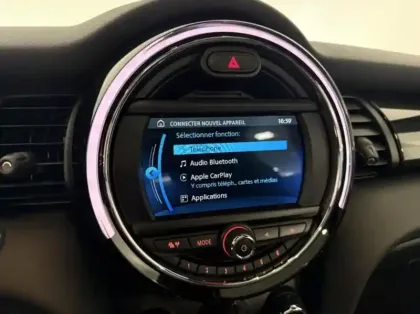 Photo 10 Mini Mini  5 Portes One 102ch Edition Greenwich BVA7 109g