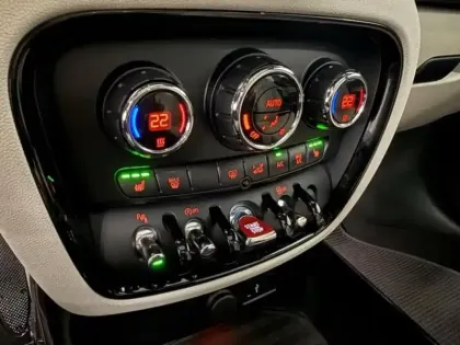 Photo 14 Mini Mini Clubman Cooper 136ch Knightsbridge BVA7