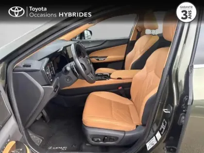 Photo 10 Lexus Nx  450h+ Executive 4WD MY25