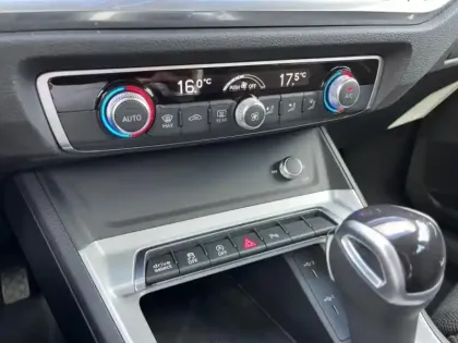 Photo 14 Audi Q3 Gén. II Ph1 Design 5