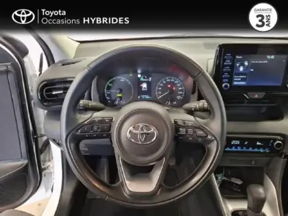 Photo 8 Toyota Yaris  116h Dynamic 5p MY22