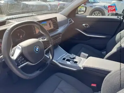 Photo 14 BMW Serie 3 Série 3 330eA xDrive 292ch