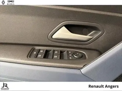 Photo 9 Dacia Duster  1.6 hybrid 140ch Journey