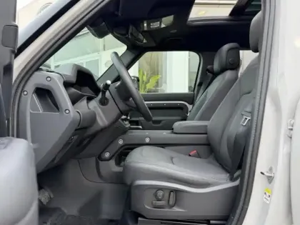 Photo 11 Land rover Defender  110 2.0 P300e PHEV X-Dynamic HSE