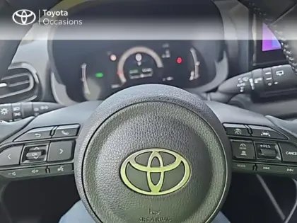 Photo 12 Toyota Yaris  116h Design 5p MC24