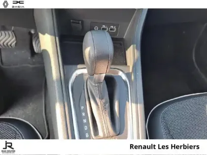 Photo 5 Renault Captur  1.6 E-Tech hybride 145ch Techno